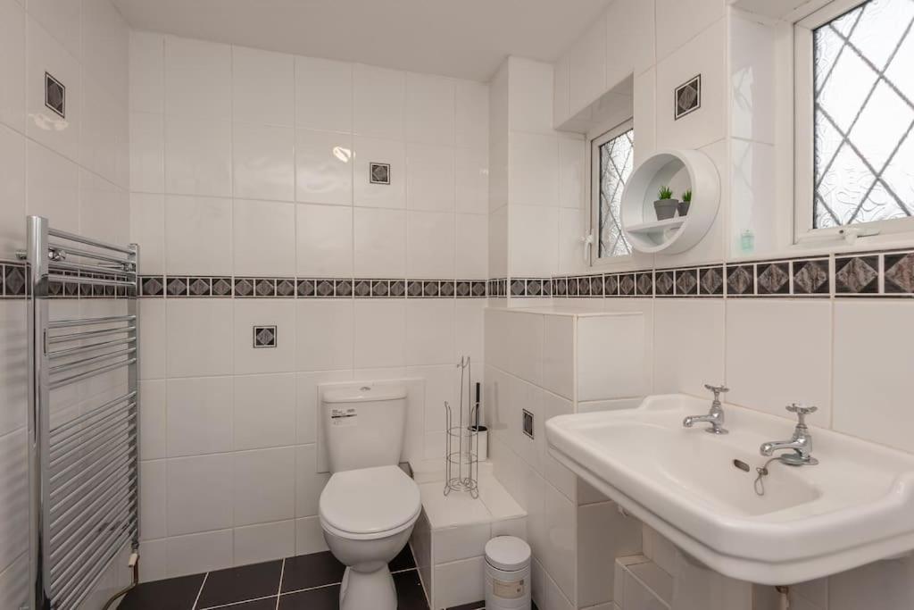 Leed City Centre - Armley Wortley Leeds  Kültér fotó